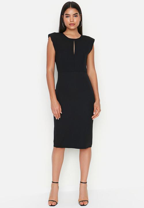 Trendyol - Shoulder detail shift dress - black