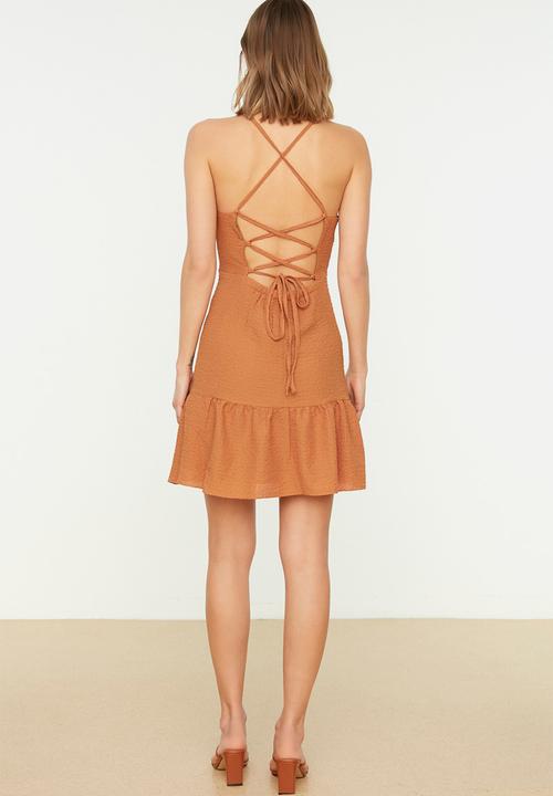 Trendyol - Strappy back tie detailed dress - brown