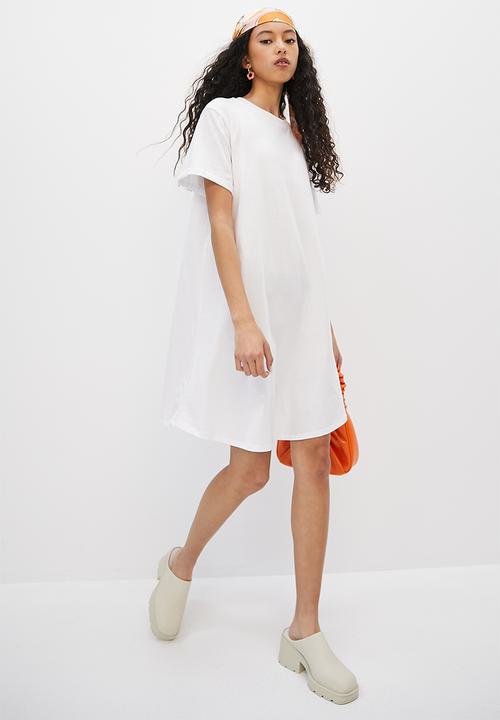 Blake - Mini T-shirt dress - white