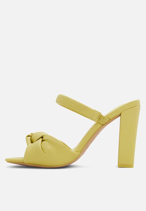 Call It Spring - Rhia block heel - medium green