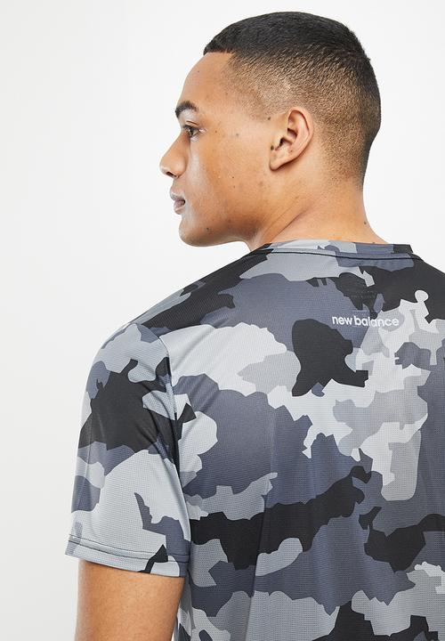 New Balance  - Accelerate short sleeve print - thunder