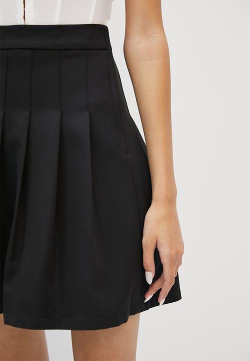 Blake - Pleated tennis mini skirt - black