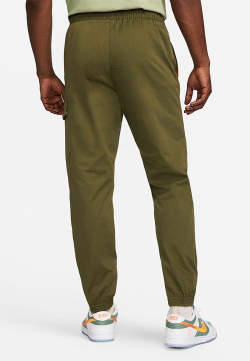 Nike - NSW Woven Trousers.- rough green & safety orange