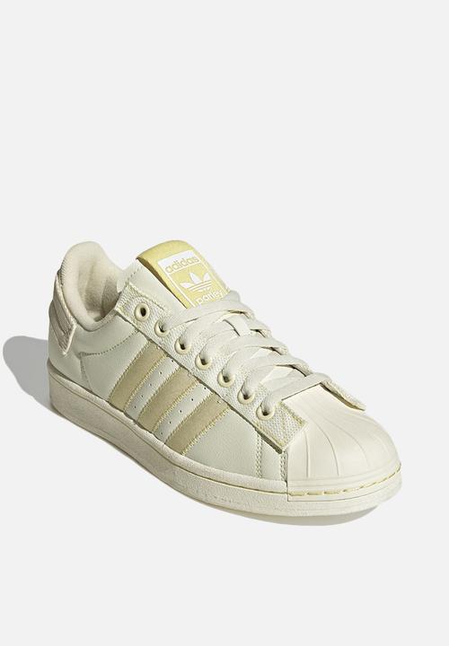 adidas Originals - Superstar parley
