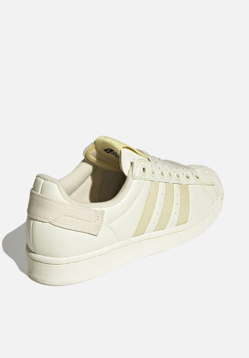 adidas Originals - Superstar parley
