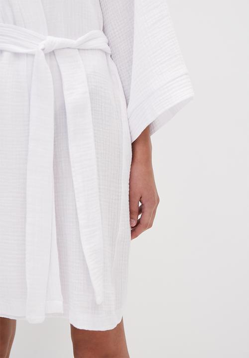 Superbalist - 100% Cotton robe - white