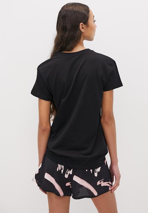 Superbalist - Shorts & tee set - black & pink brushstroke