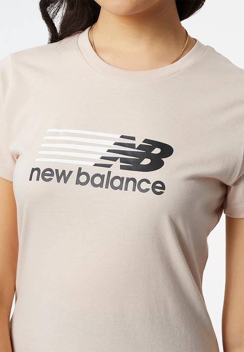 New Balance  - Nb classics core plus graphic tee - dusted clay