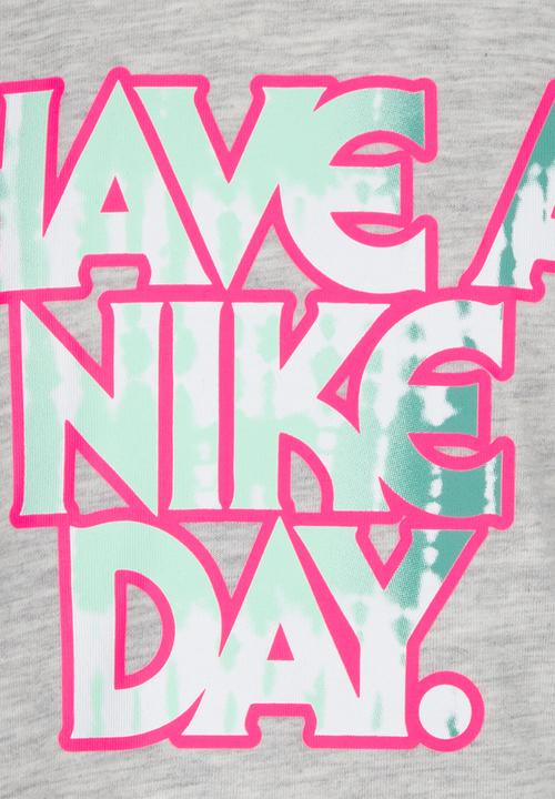 Nike - Nkg short sleeve graphic tee - grey heather