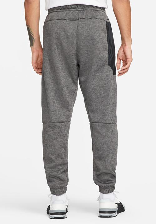 Nike - Nike Therma-FIT Tapered Fitness Pants