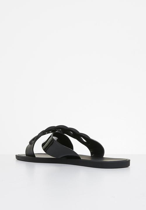 Footwork - Kell chain cross strap sandal - black
