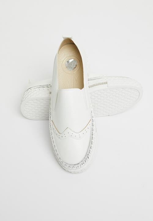 Footwork - Lally diamante slip-on - white