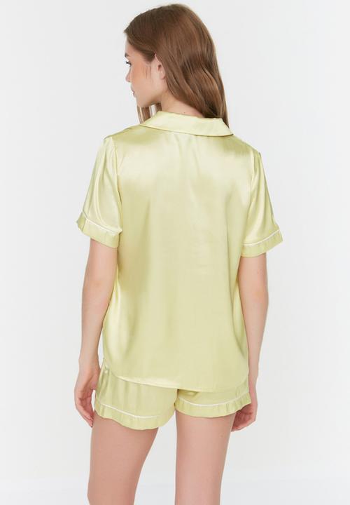 Trendyol - Satin pajamas set - yellow