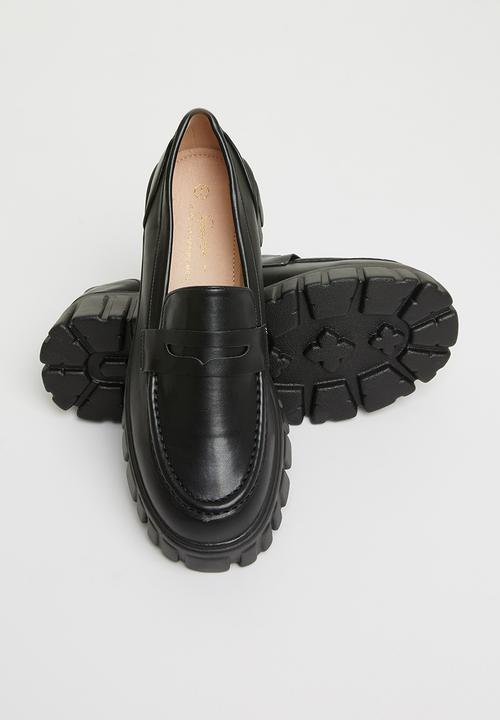 Seduction - Chunky penny loafer - black