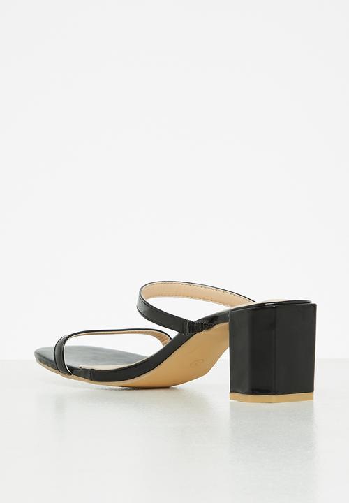 Seduction - Barely there block heel mule - black