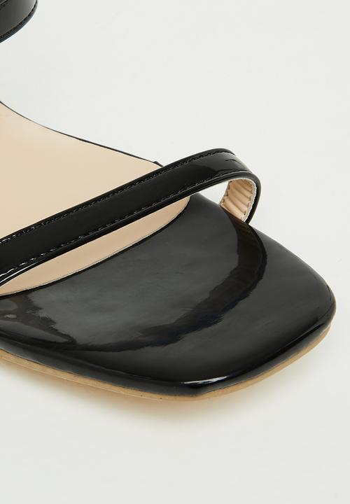 Seduction - Barely there block heel mule - black