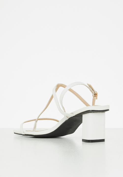 Seduction - Barely there slingback block heel - white
