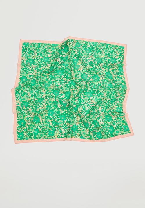 MANGO - Flowers printed scarf - green