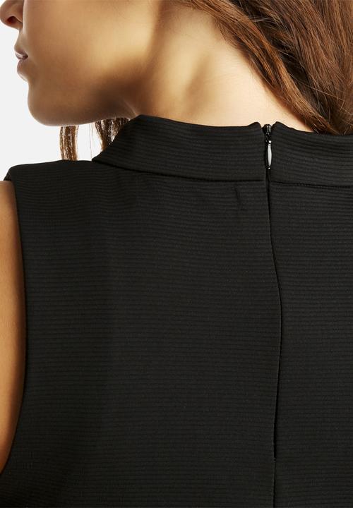 Vero Moda - Bobby Funnel SL Top