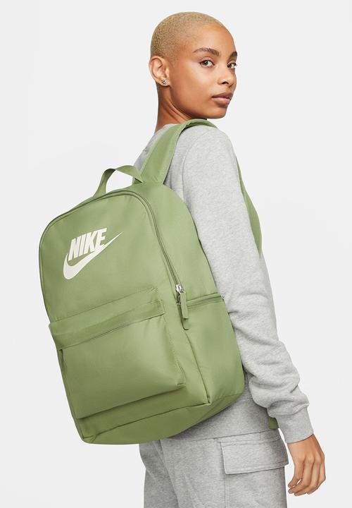 Nike - Nike heritage - alligator & phantom