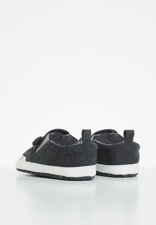Pop Candy - Boys slip-on - charcoal & white