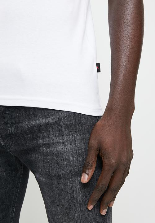SOVIET - M bolt short sleeve muscle fit T-shirt - white