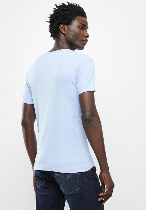 SOVIET - M bolt short sleeve muscle fit T-shirt - powder blue