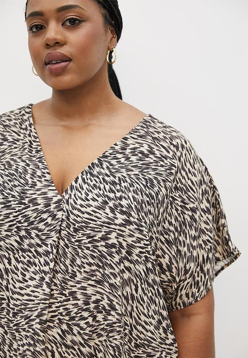 edit Plus - V-neck hi-low shell - stone & black