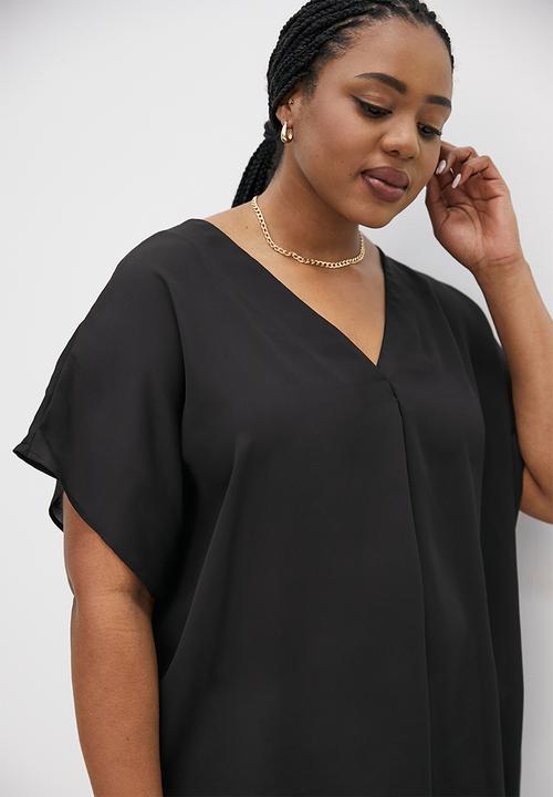 edit Plus - V-neck hi-low shell - black
