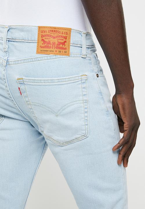 Levi’s® - Skinny taper - enjoy peace adv