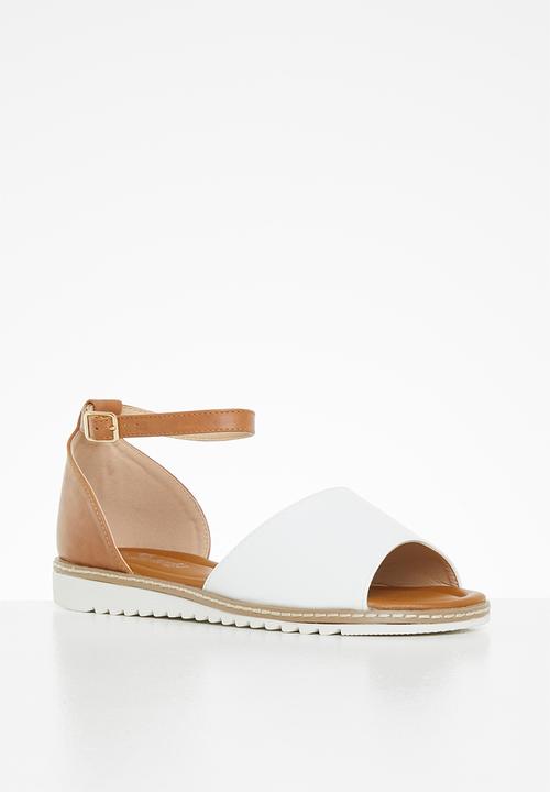 Butterfly Feet - Walnut 1 ankle tie sandal - white