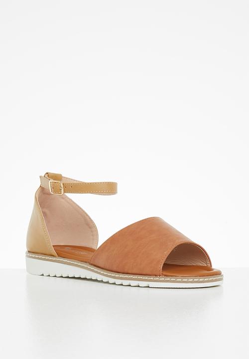 Butterfly Feet - Walnut 1 ankle tie sandal - tan