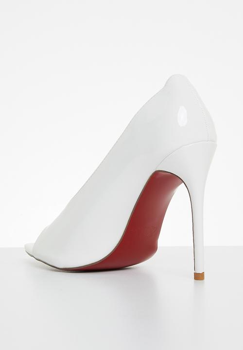 Miss Black - Dagger4 barely there stiletto heel - white
