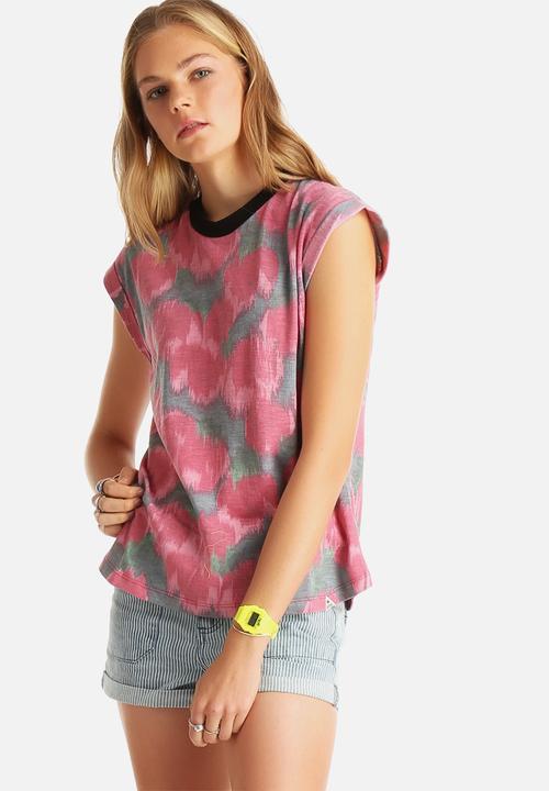 Bellfield - Gusev Tee