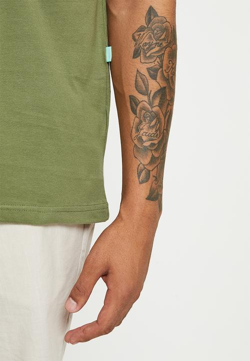 Vissla  - Raised by short sleeve pocket tee - army