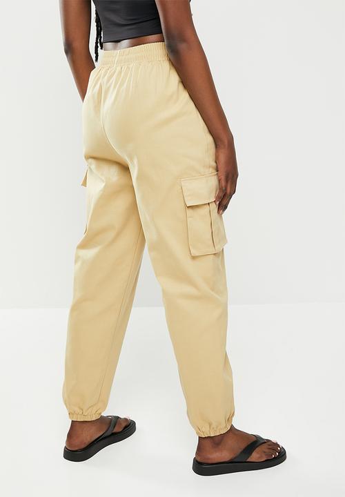 dailyfriday - Cuffed cargo pants - stone
