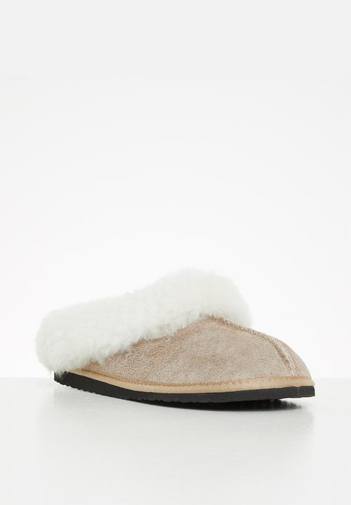 Karu - Sleek suede slipper - calypso pigmented oyster