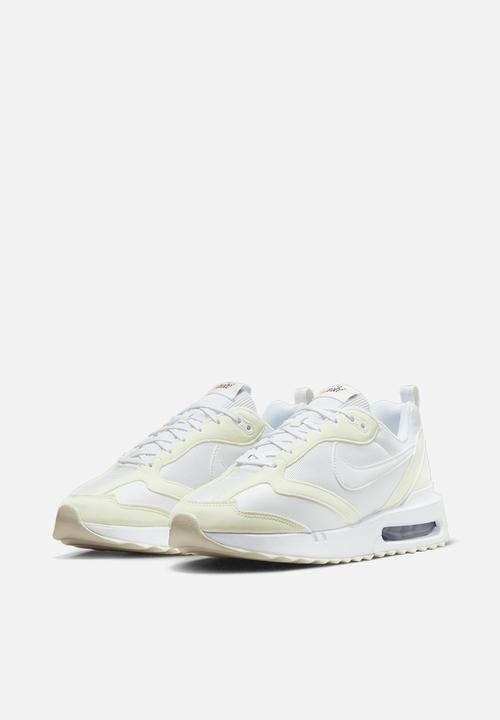 Nike - Air Max Dawn next nature