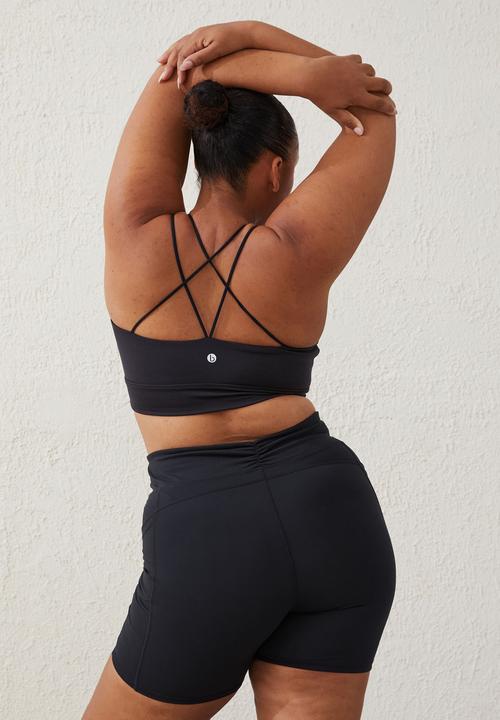 Cotton On - Curve active booty lift ruched recycled bike short - black