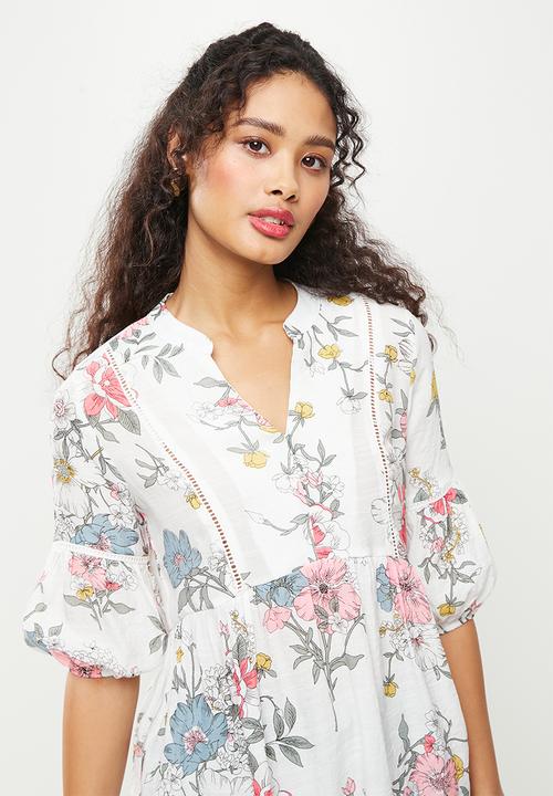 Stella Morgan - Hi-lo floral printed blouse - white