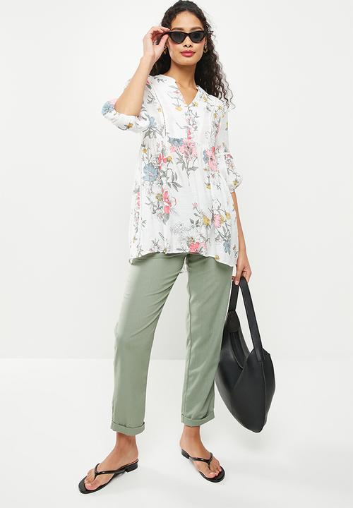 Stella Morgan - Hi-lo floral printed blouse - white