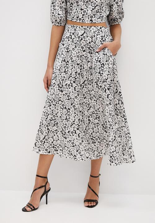 MILLA - Co-ord printed satin circle skirt - retro mono floral
