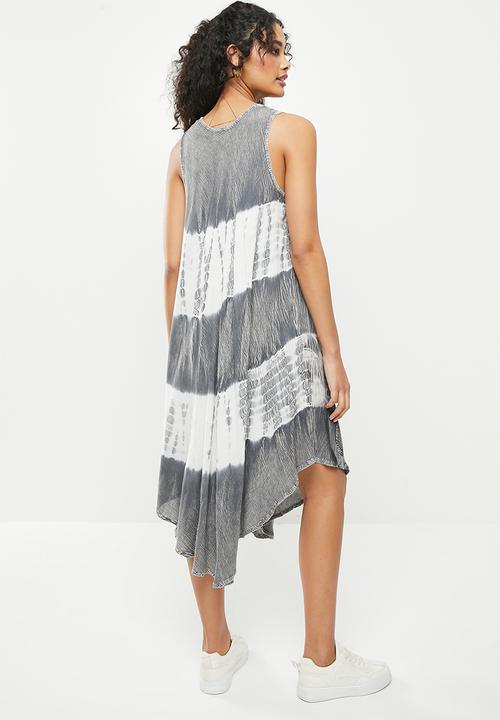 Stella Morgan - Printed casual dress - grey