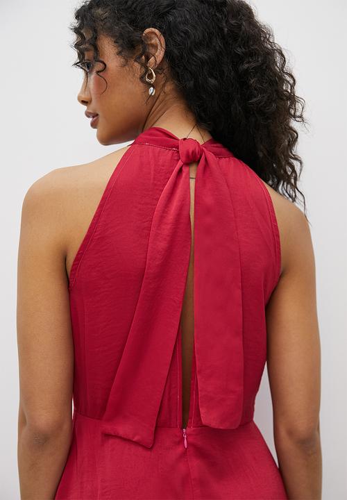 MILLA - Satin tie back madaxi dress - persian red