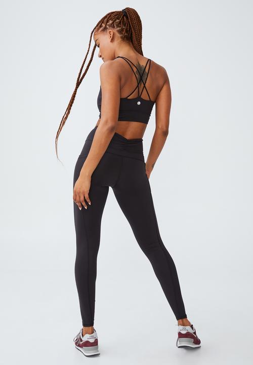 Cotton On - Ultra soft strappy crop - black