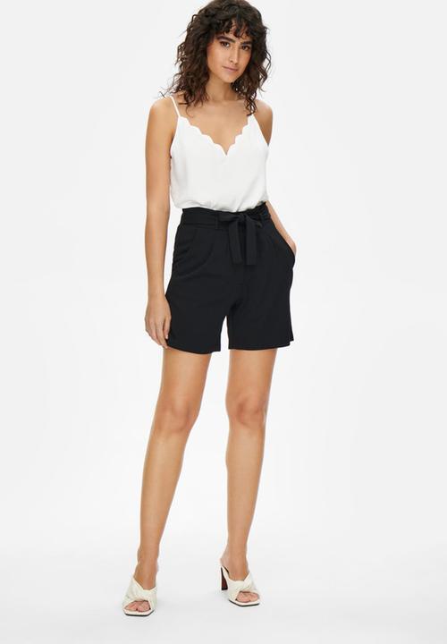 Jacqueline de Yong - Tanja belt shorts - black