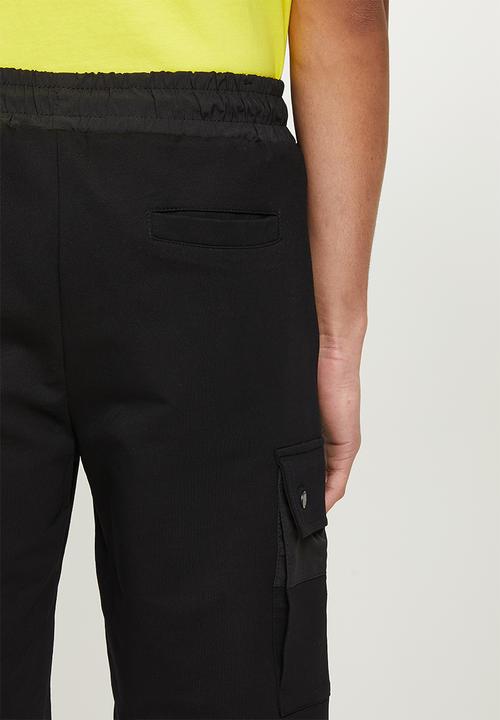 Cutty - Point cargo short - black