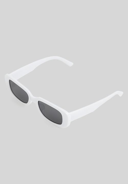 Superbalist - Rectangular sunglasses - white 