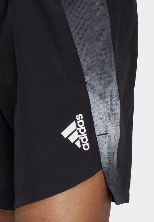 adidas Performance - D4M AEROREADY HIT Graphic Training Shorts - black & white
