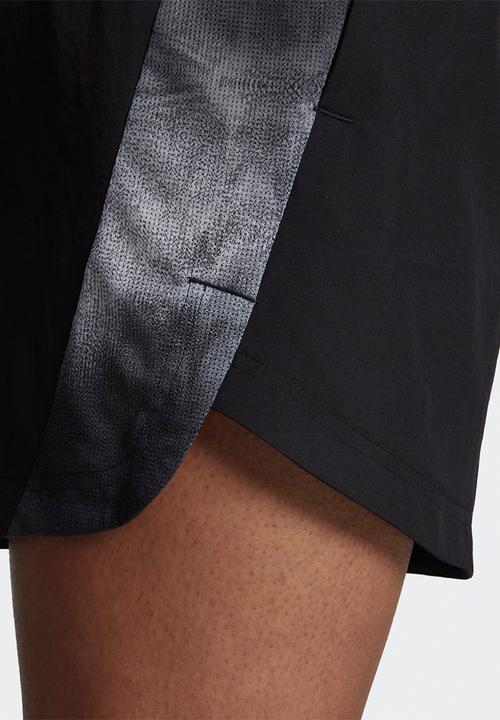 adidas Performance - D4M AEROREADY HIT Graphic Training Shorts - black & white